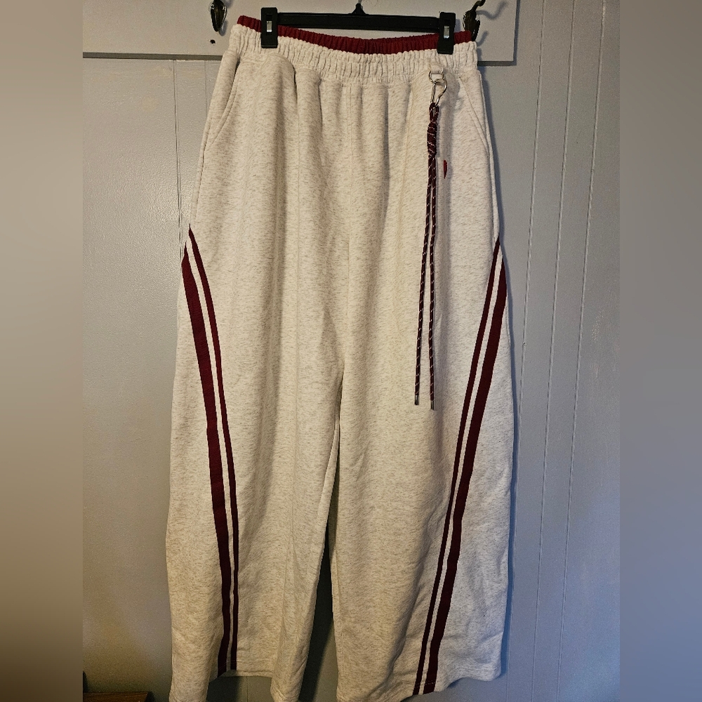 Aelfric Eden Red Striped Heathered White Wide Legged Sweatpants